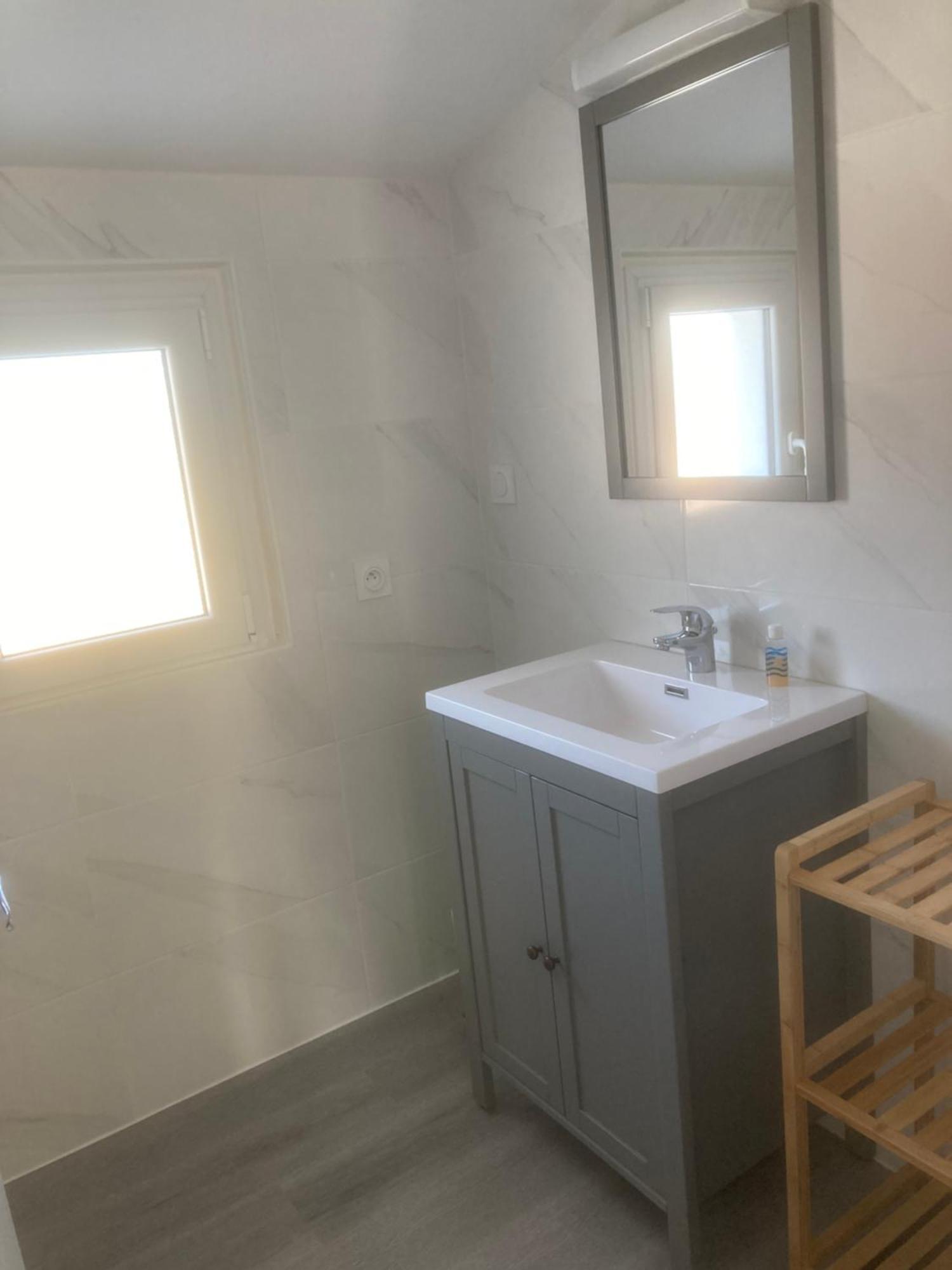 Holiday home Petite Maison A Proximite Commerces Et La Gueriniere