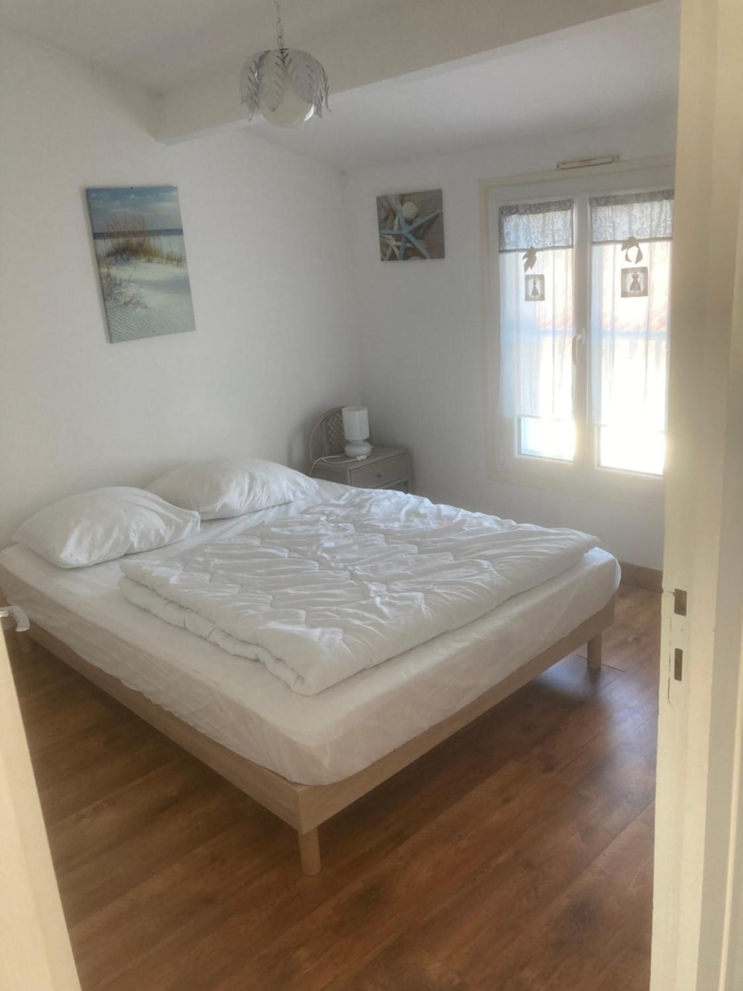 Holiday home Petite Maison A Proximite Commerces Et