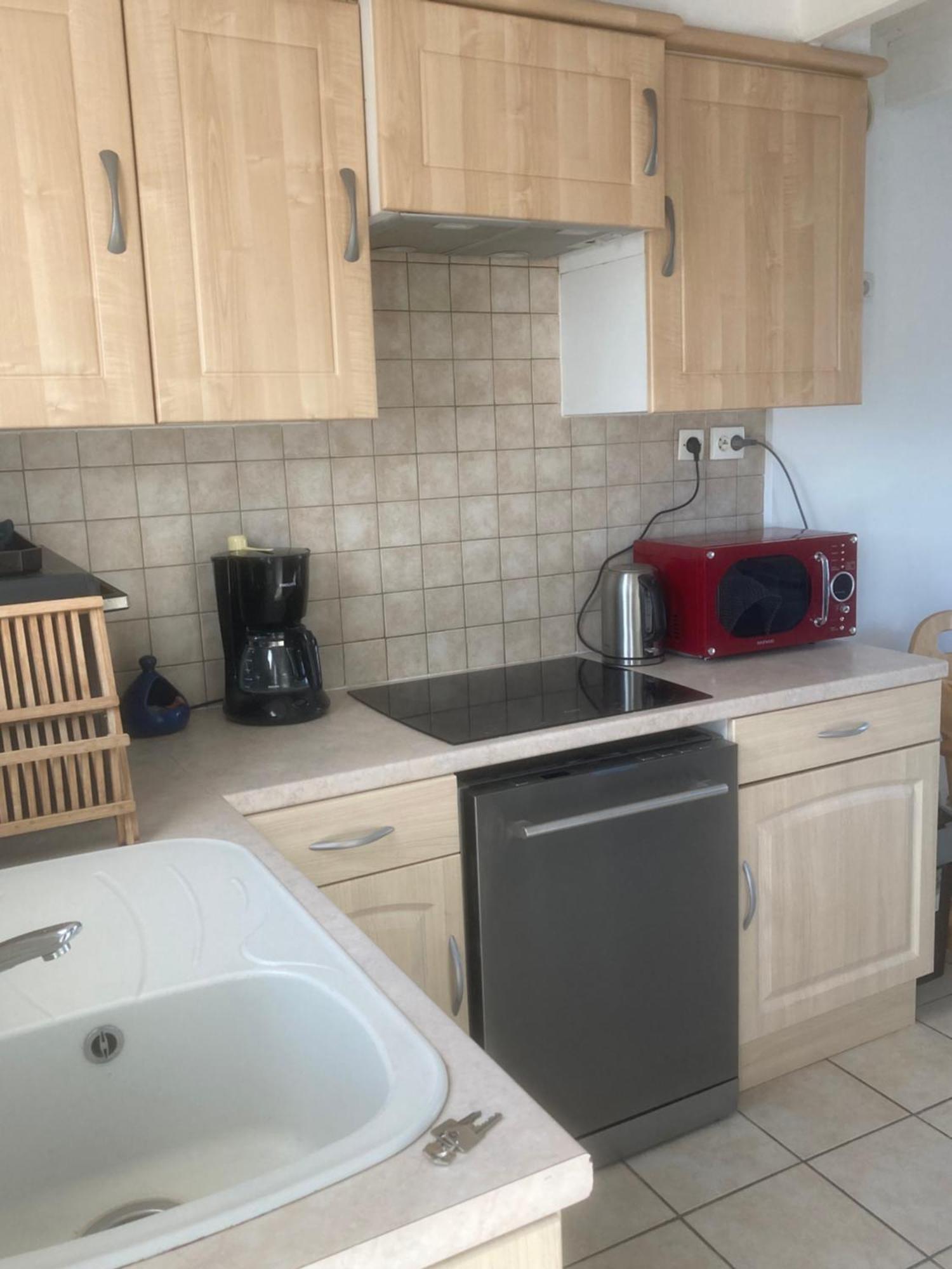 Petite Maison A Proximite Commerces Et Holiday home La Gueriniere